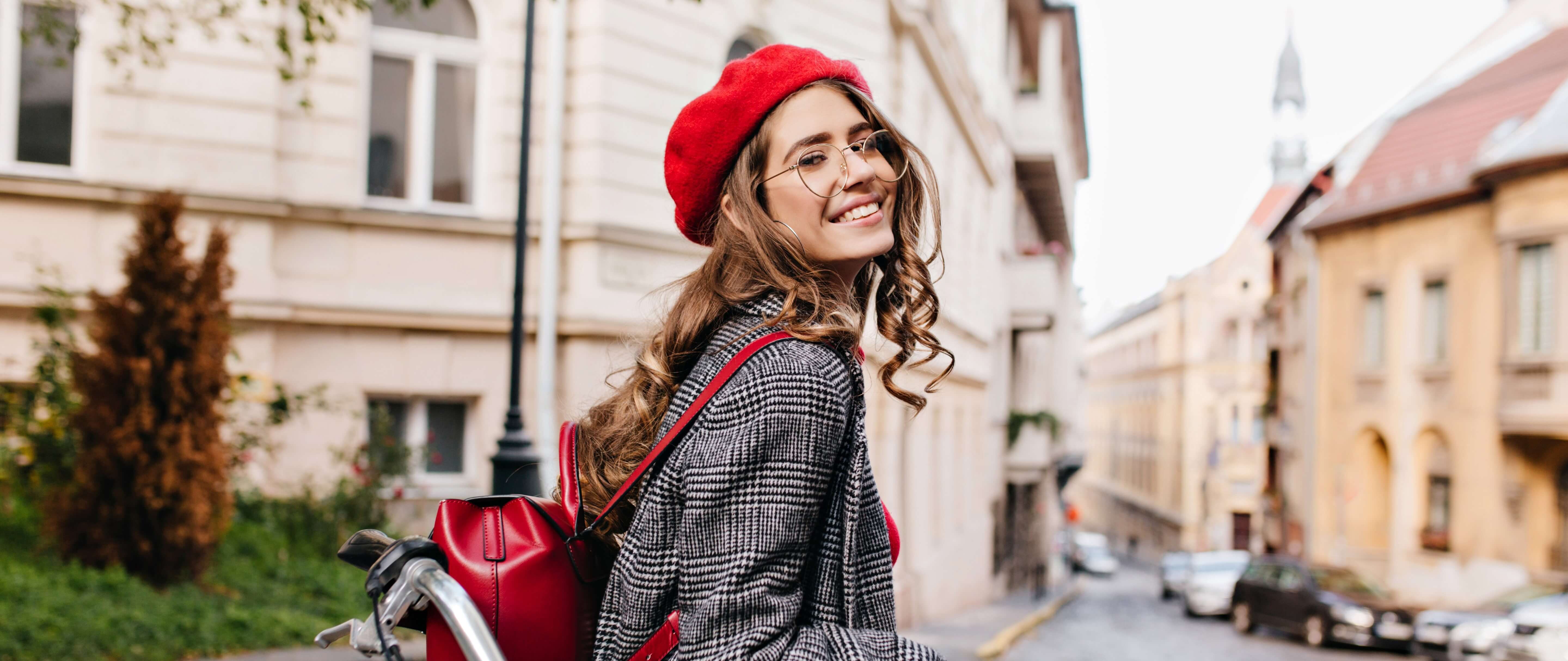 Ce Qui Se Cache Derriere Son Sourire Scan www.ifolor.ch